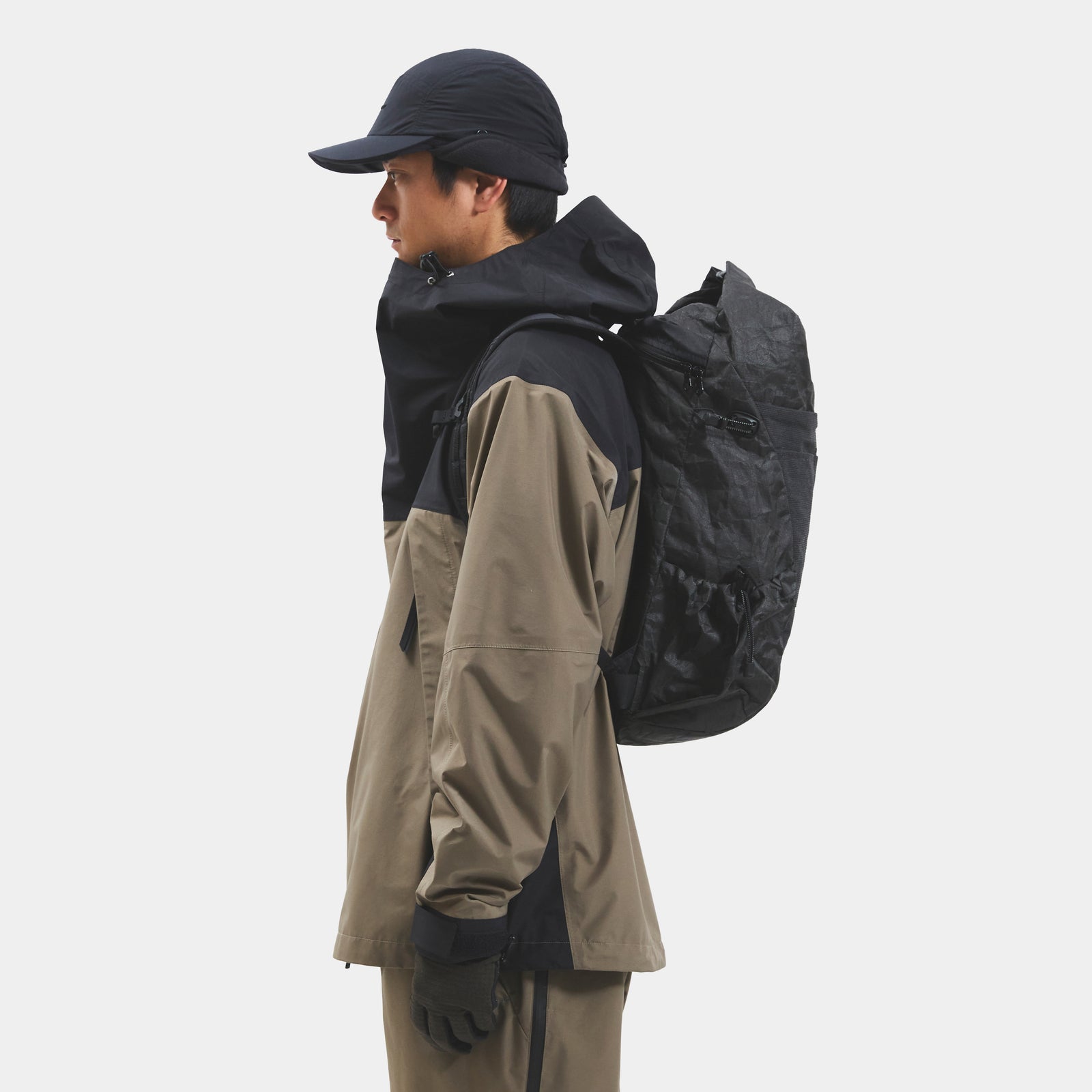 UltraWeave “Core”(Carbon Black)/MW-AC25210 – meanswhile 公式