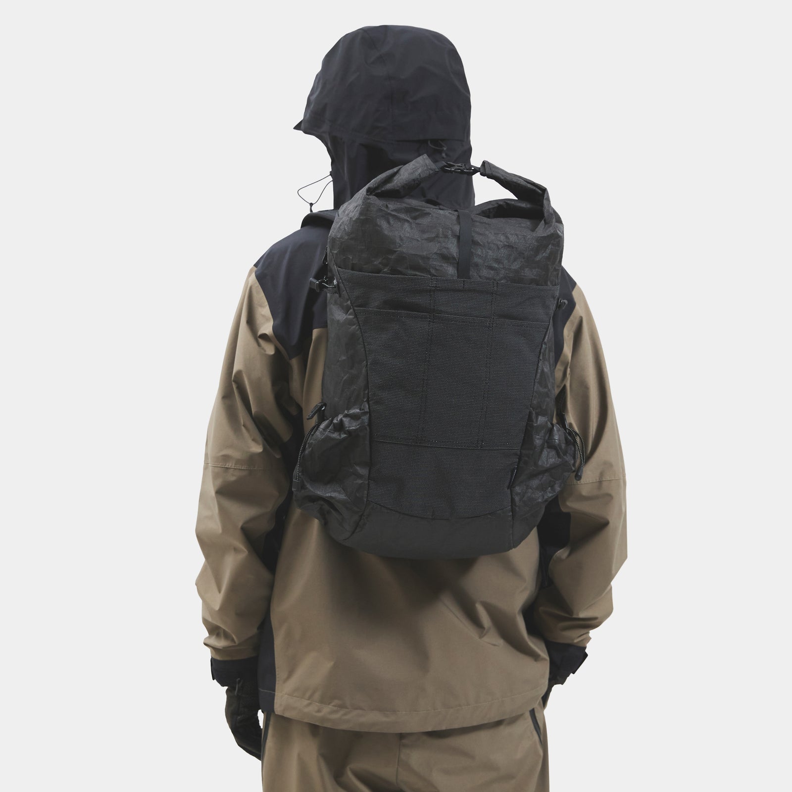 UltraWeave “Core”(Carbon Black)/MW-AC25210 – meanswhile 公式