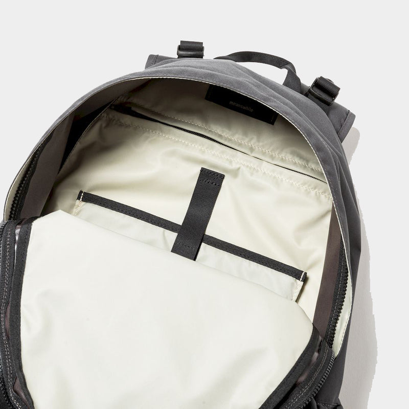 Cordura® Nylon Daypack “Common” (Charcoal) / MW-AC23202 – meanswhile 公式 ...
