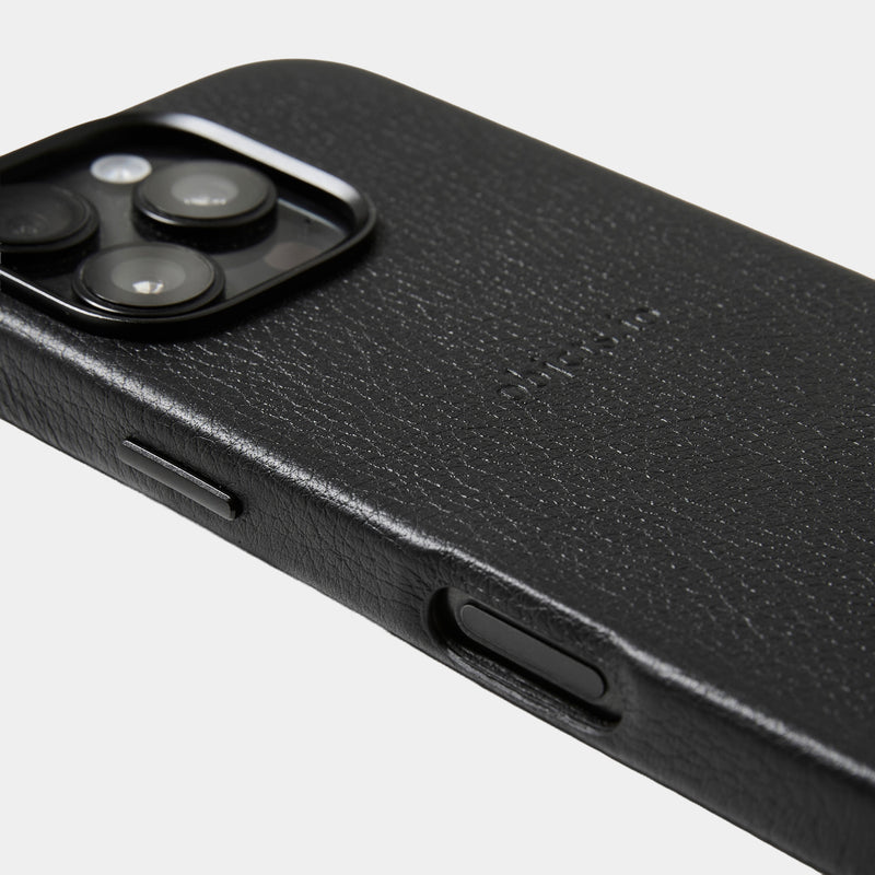 objcts.io カラビナ付iPhoneケース(BLACK)/MW-AC26103