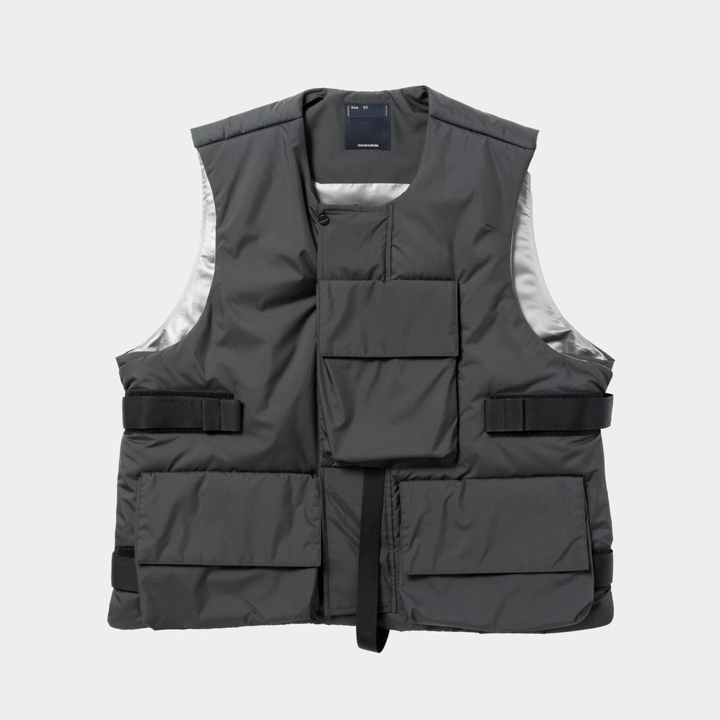 Tech Cloth Split Luggage Vest Coal | meanswhile