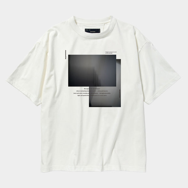 【Limited】Abstract Photograph Tee “meanwhile”(OFF WHITE)/MW-CT25211